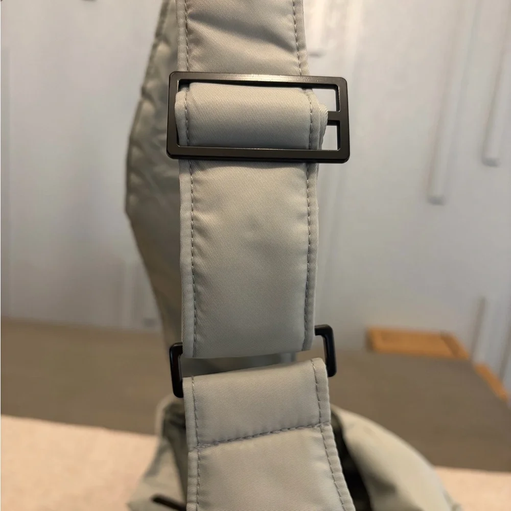 Pet Carrier Sling - Gray